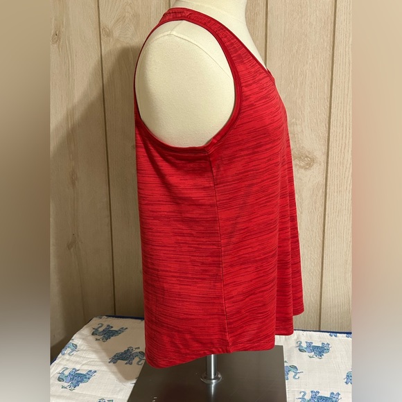 Nike drifit tank - Picture 2 of 3